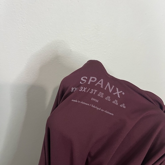 SPANX Fit and Flare V-Neck One Piece swim dress size 3X - Picture 8 of 8